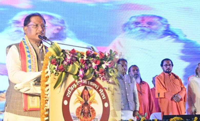मुख्यमंत्री विष्णुदेव साय ने छत्तीसगढ़ की आध्यात्मिक और सांस्कृतिक विरासत को किया नमन मुख्यमंत्री विष्णुदेव साय ने छत्तीसगढ़ की आध्यात्मिक और सांस्कृतिक विरासत को किया नमन