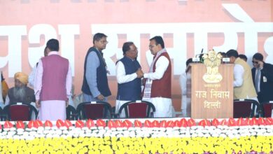 दिल्ली सीएम के शपथ ग्रहण समारोह में शामिल हुए सीएम साय