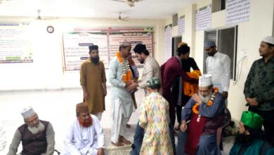 दस रोज़ा तरावीह मुकम्मल बैरन बाजार कब्रिस्तान में दुआएं खैर