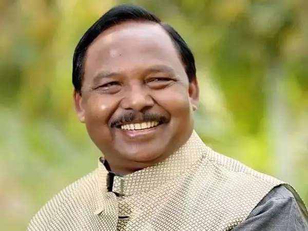 आदिम जाति विकास मंत्री रामविचार नेताम ने की मध्यप्रदेश के मुख्यमंत्री डॉ. मोहन यादव से मुलाकात आदिम जाति विकास मंत्री रामविचार नेताम ने की मध्यप्रदेश के मुख्यमंत्री डॉ. मोहन यादव से मुलाकात