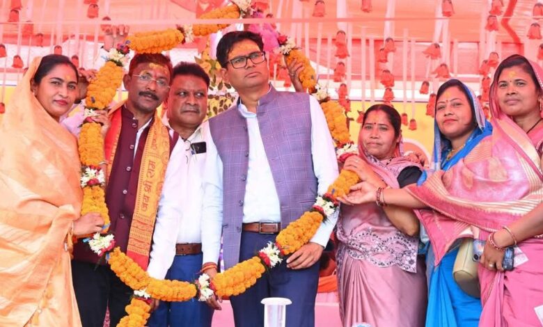 चौहान समाज संस्कृति और धरोहर को संजो कर रखने वाला समाजः वित्त मंत्री श्री ओपी चौधरी चौहान समाज संस्कृति और धरोहर को संजो कर रखने वाला समाजः वित्त मंत्री श्री ओपी चौधरी