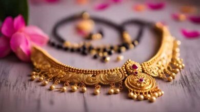 सर्राफा बाजार में सस्ता हुआ सोना, चांदी की भी घटी कीमत