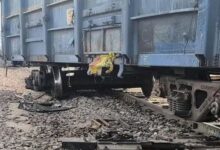 मालगाड़ी के 2 डिब्बे पटरी से उतरे,कोई नुकसान नहीं