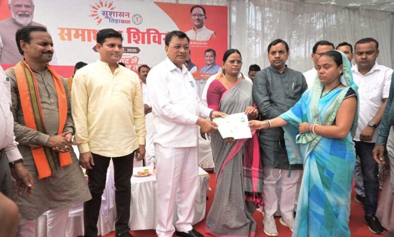 आम लोगों की समस्याओं के निराकरण एवं उनकी मांगों को पूरा करने का सशक्त माध्यम बन रहा है सुशासन तिहार – उद्योग मंत्री आम लोगों की समस्याओं के निराकरण एवं उनकी मांगों को पूरा करने का सशक्त माध्यम बन रहा है सुशासन तिहार – उद्योग मंत्री