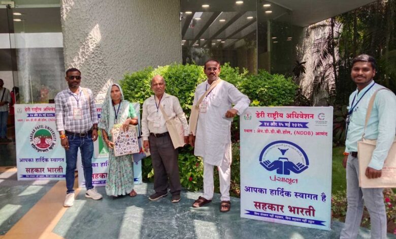 डेयरी के राष्ट्रीय अधिवेशन में सम्मिलित हुए क्षेत्रीय सहकारिता नेता दयाराम साहू डेयरी के राष्ट्रीय अधिवेशन में सम्मिलित हुए क्षेत्रीय सहकारिता नेता दयाराम साहू