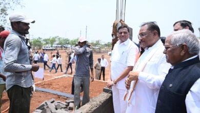 सीएम साय पहुंचे अछोटी, निर्माणाधीन महतारी सदन का लिया जायजा