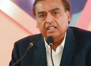 पस्त पड़ा बाजार लेकिन 18 रुपये के शेयर में रॉकेट सी तेजी, मुकेश अंबानी की है कंपनी
