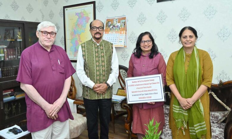मधुमेह बीमारी के प्रति जागरूकता अभियान को राज्यपाल श्री डेका ने दिखाई हरी झंडी मधुमेह बीमारी के प्रति जागरूकता अभियान को राज्यपाल श्री डेका ने दिखाई हरी झंडी