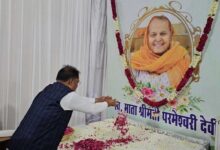 मुख्यमंत्री श्री विष्णुदेव साय ने रोहतक पहुंचकर स्वर्गीय परमेश्वरी देवी को अर्पित की श्रद्धांजलि