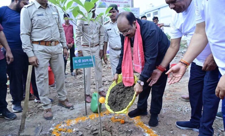 योग से ही स्वस्थ, संतुलित और अनुशासित जीवन संभव : श्री अरुण साव योग से ही स्वस्थ, संतुलित और अनुशासित जीवन संभव : श्री अरुण साव