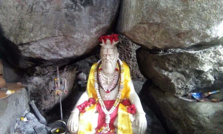 सिहावा में बोल उठे चित्र, साक्षात महादेव ने दिए दर्शन, श्रृंगीऋषि के साथ वन्य जीवों का कौतुहल सिहावा में बोल उठे चित्र, साक्षात महादेव ने दिए दर्शन, श्रृंगीऋषि के साथ वन्य जीवों का कौतुहल