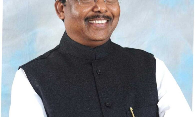 छात्रावास अधीक्षकों की पदस्थापना में पूर्ण पारदर्शिता बरती जाए : मंत्री श्री रामविचार नेताम छात्रावास अधीक्षकों की पदस्थापना में पूर्ण पारदर्शिता बरती जाए : मंत्री श्री रामविचार नेताम