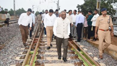 महाप्रबंधक श्री तरुण प्रकाश द्वारा रायपुर–अभनपुर–राजिम रेल खंड का निरीक्षण