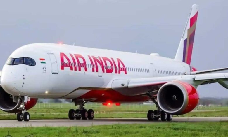 एयर इंडिया पायलट उड़ान से पहले हुआ बेहोश, बेंगलुरु से दिल्ली आ रहा था विमान एयर इंडिया पायलट उड़ान से पहले हुआ बेहोश, बेंगलुरु से दिल्ली आ रहा था विमान