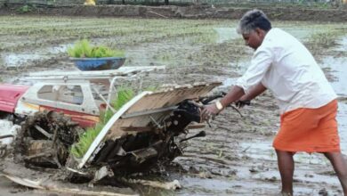 खेती में तकनीकी नवाचार से समृद्धि की ओर बढ़ते नवागढ़ के किसान – संतोष साहू बन रहे प्रेरणा स्रोत