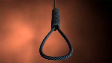 कांस्टेबल ने फांसी लगाकर दे दी जान