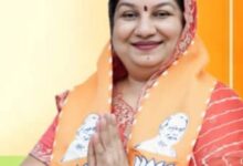 लाईन मेन की लापरवाही से लाखों लीटर पानी बर्बाद,बड़ी आबादी को शाम का पानी नहीं मिला!जोन अध्यक्ष श्रीमती साधना प्रमोद साहू