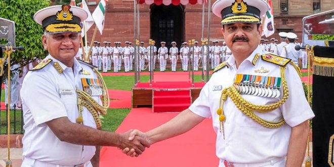 संजय वात्सायन बने भारतीन नौसेना के 47वें उपप्रमुख, रणनीति और मिसाइल सिस्टम में हासिल है बादशाहत संजय वात्सायन बने भारतीन नौसेना के 47वें उपप्रमुख, रणनीति और मिसाइल सिस्टम में हासिल है बादशाहत