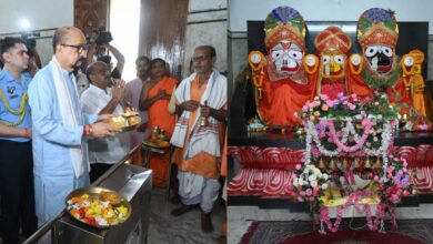 राज्यपाल श्री रमेन डेका ने किए महाप्रभु श्री जगन्नाथ भगवान के दर्शन