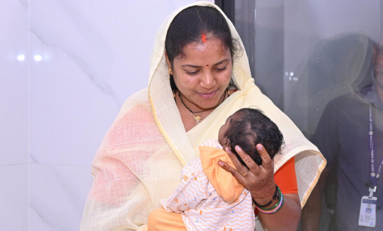 महिला एवं बाल विकास मंत्री श्रीमती लक्ष्मी राजवाड़े ने सेवा भारती का किया अवलोकन महिला एवं बाल विकास मंत्री श्रीमती लक्ष्मी राजवाड़े ने सेवा भारती का किया अवलोकन