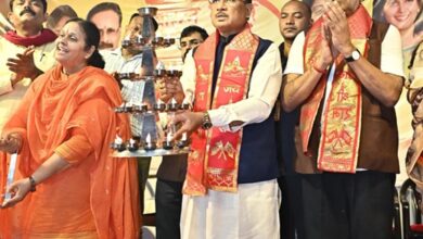 खारुन मईया समरसता महाआरती में शामिल हुए सीएम साय