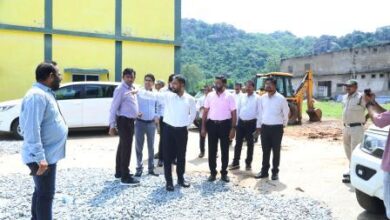 कलेक्टर ने किया विभिन्न निर्माण कार्यों का निरीक्षण