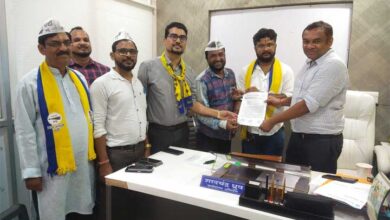 रानी लक्ष्मीबाई वार्ड-10 के छाया पार्षद लक्ष्मण सेन के नेतृत्व में जोन- 9 में जलापूर्ति नियमित ना होने पर दिया ज्ञापन रानी लक्ष्मीबाई वार्ड-10 के छाया पार्षद लक्ष्मण सेन के नेतृत्व में जोन- 9 में जलापूर्ति नियमित ना होने पर दिया ज्ञापन