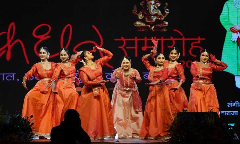 चक्रधर समारोह : नृत्यों ने कराया उत्तर-दक्षिण का संगम चक्रधर समारोह : नृत्यों ने कराया उत्तर-दक्षिण का संगम