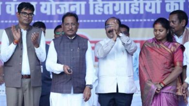 महतारी वंदन योजना के तहत मुख्यमंत्री श्री साय ने महिलाओं के खातों में अंतरित किए 1000-1000 रुपये महतारी वंदन योजना के तहत मुख्यमंत्री श्री साय ने महिलाओं के खातों में अंतरित किए 1000-1000 रुपये