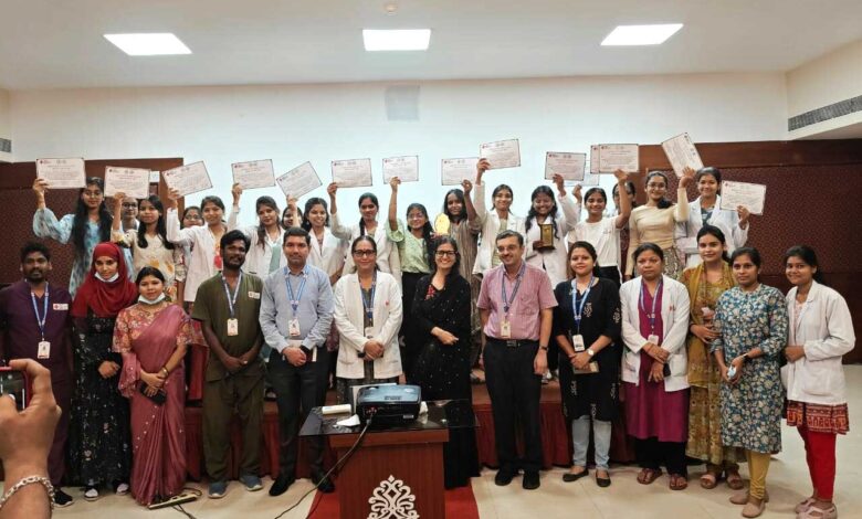 श्री नारायण हॉस्पिटल में नेशनल न्यूट्रिशन माह के अवसर पर हेल्दी प्लेट चैलेंज का आयोजन श्री नारायण हॉस्पिटल में नेशनल न्यूट्रिशन माह के अवसर पर हेल्दी प्लेट चैलेंज का आयोजन