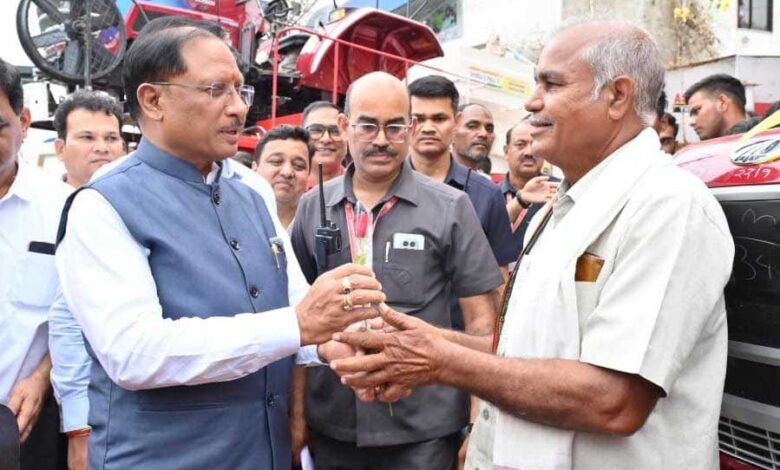 धान का कटोरा कहे जाने वाले छत्तीसगढ़ में किसानों को मिला जीएसटी सुधार का लाभ धान का कटोरा कहे जाने वाले छत्तीसगढ़ में किसानों को मिला जीएसटी सुधार का लाभ