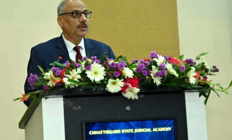संवेदनशीलता और दृढ़ता का संतुलन ही एक सच्चे न्यायाधीश की पहचान है: मुख्य न्यायाधीश रमेश सिन्हा