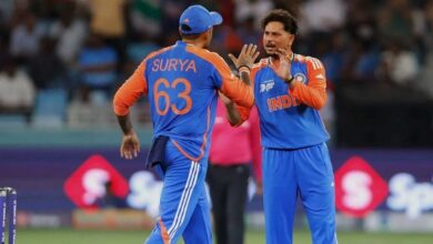 कुलदीप यादव ने टूर्नामेंट की शुरुआत धमाकेदार अंदाज में की, यूएई के खिलाफ दिखाया दम कुलदीप यादव ने टूर्नामेंट की शुरुआत धमाकेदार अंदाज में की, यूएई के खिलाफ दिखाया दम