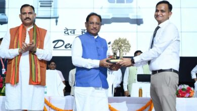 रोबोटिक सर्जरी छत्तीसगढ़ में चिकित्सा सुविधाओं के विकास में एक नया आयाम : मुख्यमंत्री विष्णु देव साय रोबोटिक सर्जरी छत्तीसगढ़ में चिकित्सा सुविधाओं के विकास में एक नया आयाम : मुख्यमंत्री विष्णु देव साय