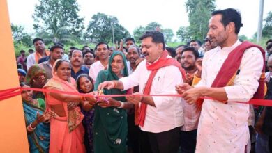 उपमुख्यमंत्री विजय शर्मा ने ग्राम कुरूवा में सामुदायिक भवन का किया लोकार्पण