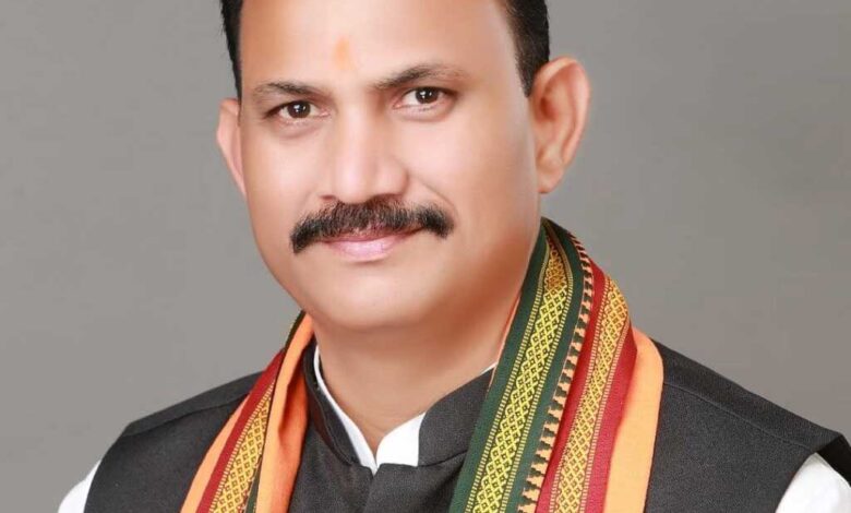 स्वास्थ्य मंत्री श्याम बिहारी जायसवाल के प्रयासों से मनेंद्रगढ़ के लोगों की बड़ी मांग पूरी होने की कगार पर स्वास्थ्य मंत्री श्याम बिहारी जायसवाल के प्रयासों से मनेंद्रगढ़ के लोगों की बड़ी मांग पूरी होने की कगार पर