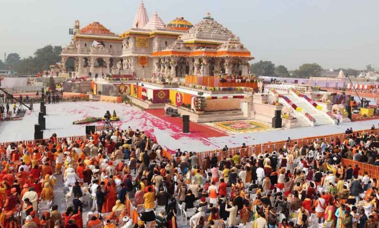 राम मंदिर के शिखर पर पीएम मोदी फहराएंगे 22 फ़ीट लंबा ध्वज राम मंदिर के शिखर पर पीएम मोदी फहराएंगे 22 फ़ीट लंबा ध्वज