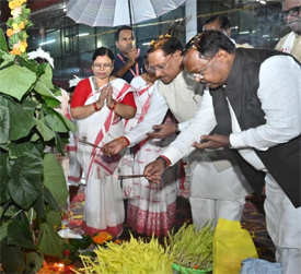 करम परब हमारी संस्कृति और पूर्वजों की अमूल्य धरोहर: मुख्यमंत्री करम परब हमारी संस्कृति और पूर्वजों की अमूल्य धरोहर: मुख्यमंत्री