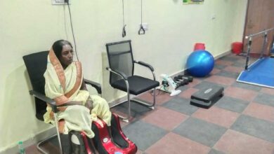 स्वास्थ्य देखभाल केन्द्र में बुजुर्गों को मिलने लगी राहत, फिजियोथेरेपी और पंचकर्म कराने पहुंच रहे हैं मरीज