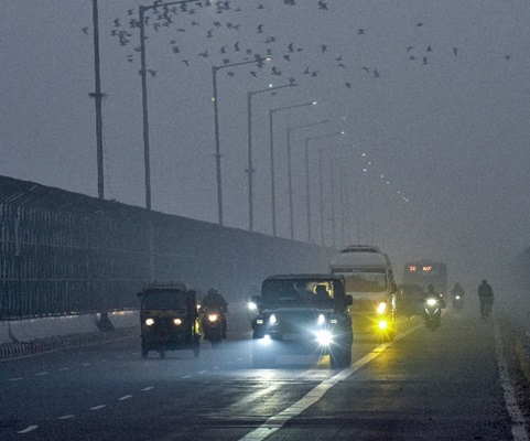 छत्तीसगढ़ में शुष्क मौसम बरकरार, तापमान में गिरावट की संभावना छत्तीसगढ़ में शुष्क मौसम बरकरार, तापमान में गिरावट की संभावना