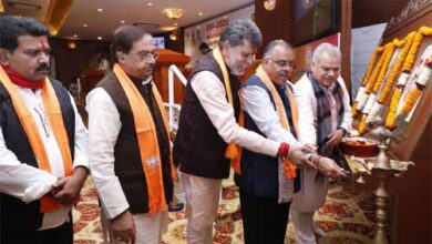 वोटर शुद्धिकरण लोकतंत्र के लिए अमृत है : तरुण चुग वोटर शुद्धिकरण लोकतंत्र के लिए अमृत है : तरुण चुग