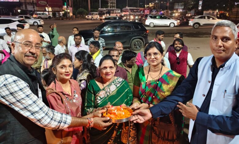 वैदिक न्यूज की एम् डी सैय्यद सलमा सहित प्रदेश भर के पत्रकारों ने की छत्तीसगढ़ महतारी की महाआरती