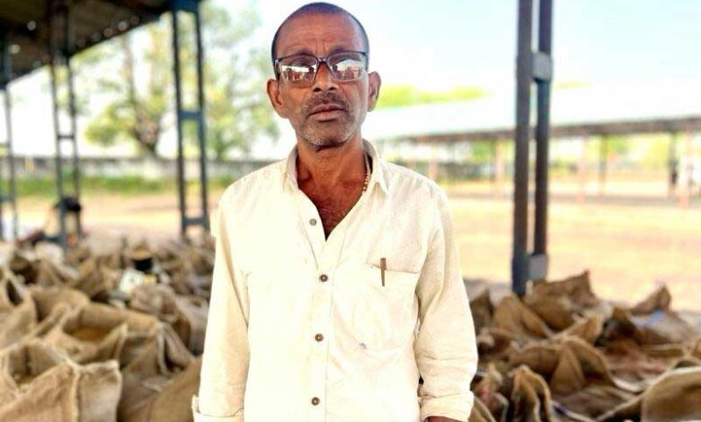 किसानों के समय पर भुगतान से बढ़ा आत्मविश्वास, धान खरीदी शुरू होते ही मिली राहत किसानों के समय पर भुगतान से बढ़ा आत्मविश्वास, धान खरीदी शुरू होते ही मिली राहत