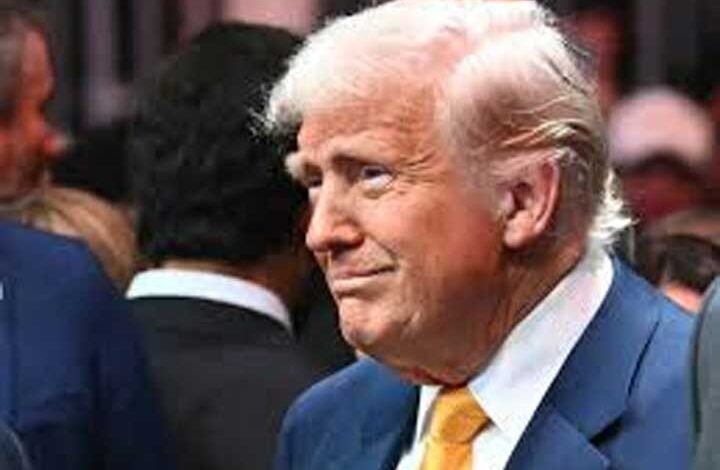 भारत के सामने घुटने टेकने लगे ट्रंप! टैरिफ पर लिया यू-टर्न, अब कर दिया ये बड़ा ऐलान भारत के सामने घुटने टेकने लगे ट्रंप! टैरिफ पर लिया यू-टर्न, अब कर दिया ये बड़ा ऐलान