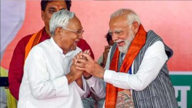 बड़ी जीत पर बड़ा बखेड़ा…बिहार में BJP-JDU के बीच एक कुर्सी की जंग, नीतीश की हरकत से खड़े हुए सवाल बड़ी जीत पर बड़ा बखेड़ा…बिहार में BJP-JDU के बीच एक कुर्सी की जंग, नीतीश की हरकत से खड़े हुए सवाल