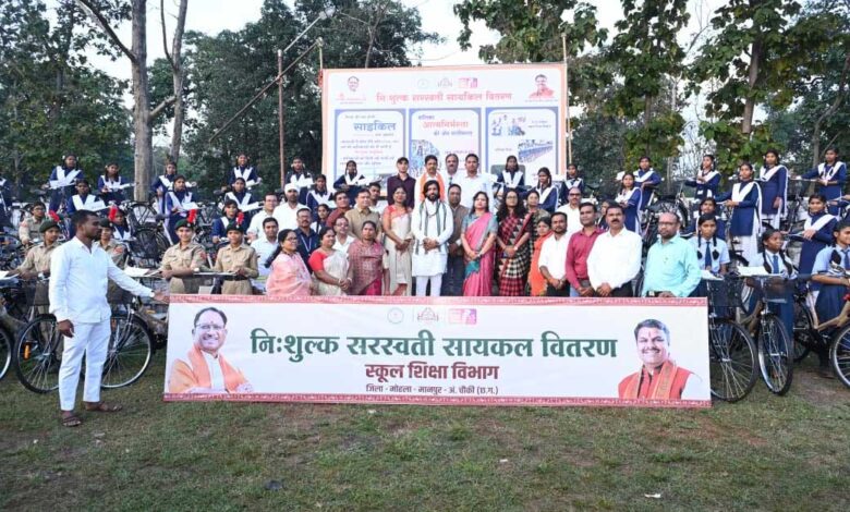 विकास, सुशासन और जनकल्याण की नई ऊँचाइयों की ओर बढ़ रहा है छत्तीसगढ़ — मंत्री गुरु खुशवंत साहेब विकास, सुशासन और जनकल्याण की नई ऊँचाइयों की ओर बढ़ रहा है छत्तीसगढ़ — मंत्री गुरु खुशवंत साहेब