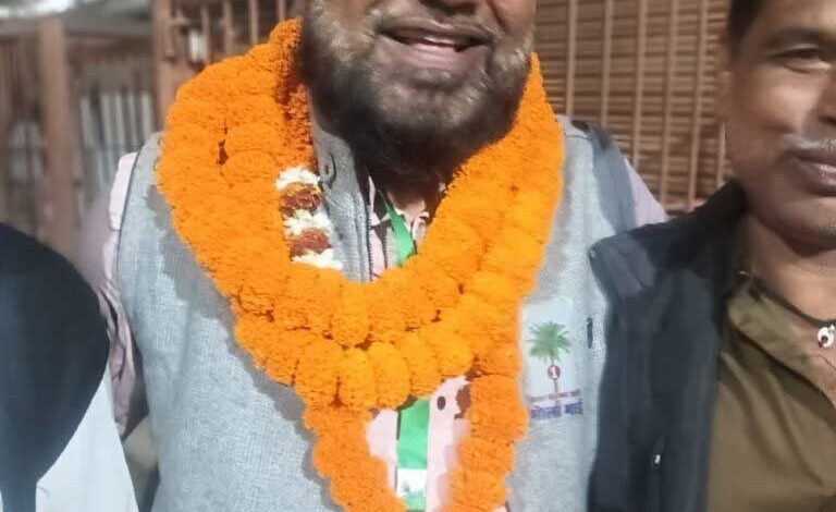 गरीब नवाज मस्जिद चुनाव मो अली भोला भाई ने लहराया जीत का परचम अवाम ने दुआओं से नवाजा गरीब नवाज मस्जिद चुनाव मो अली भोला भाई ने लहराया जीत का परचम अवाम ने दुआओं से नवाजा