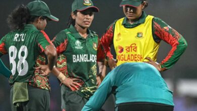 जूनियर खिलाड़ियों को खूब पीटती है कप्तान… टीम से बाहर चल रही तेज गेंदबाज ने किया सनसनीखेज दावा जूनियर खिलाड़ियों को खूब पीटती है कप्तान… टीम से बाहर चल रही तेज गेंदबाज ने किया सनसनीखेज दावा