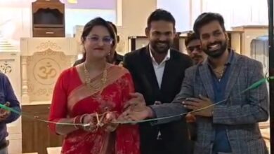 वैदिक न्यूज की एम् डी सैय्यद सलमा ने किया राजधानी के सबसे बड़े फर्नीचर शो रूम लवकुश सेल्स का उद्घाटन