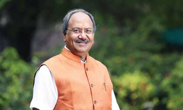 छत्तीसगढ़ की हवाई कनेक्टिविटी को नई उड़ान, केंद्रीय नागरिक उड्डयन मंत्री से मिले सांसद बृजमोहन